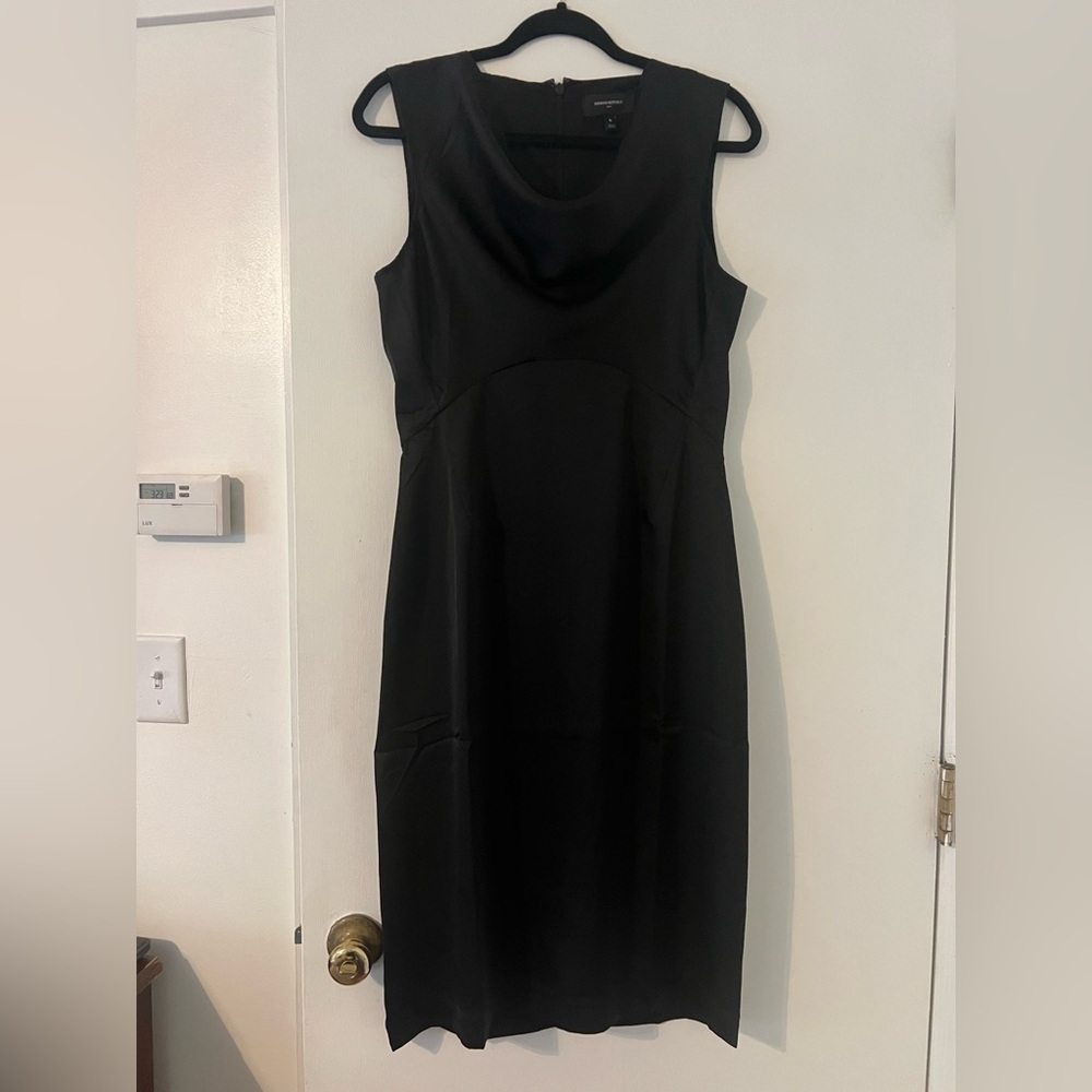 Banana Republic Elegant Black Sleeveless Dress with cowl neckline size 6 (E120)